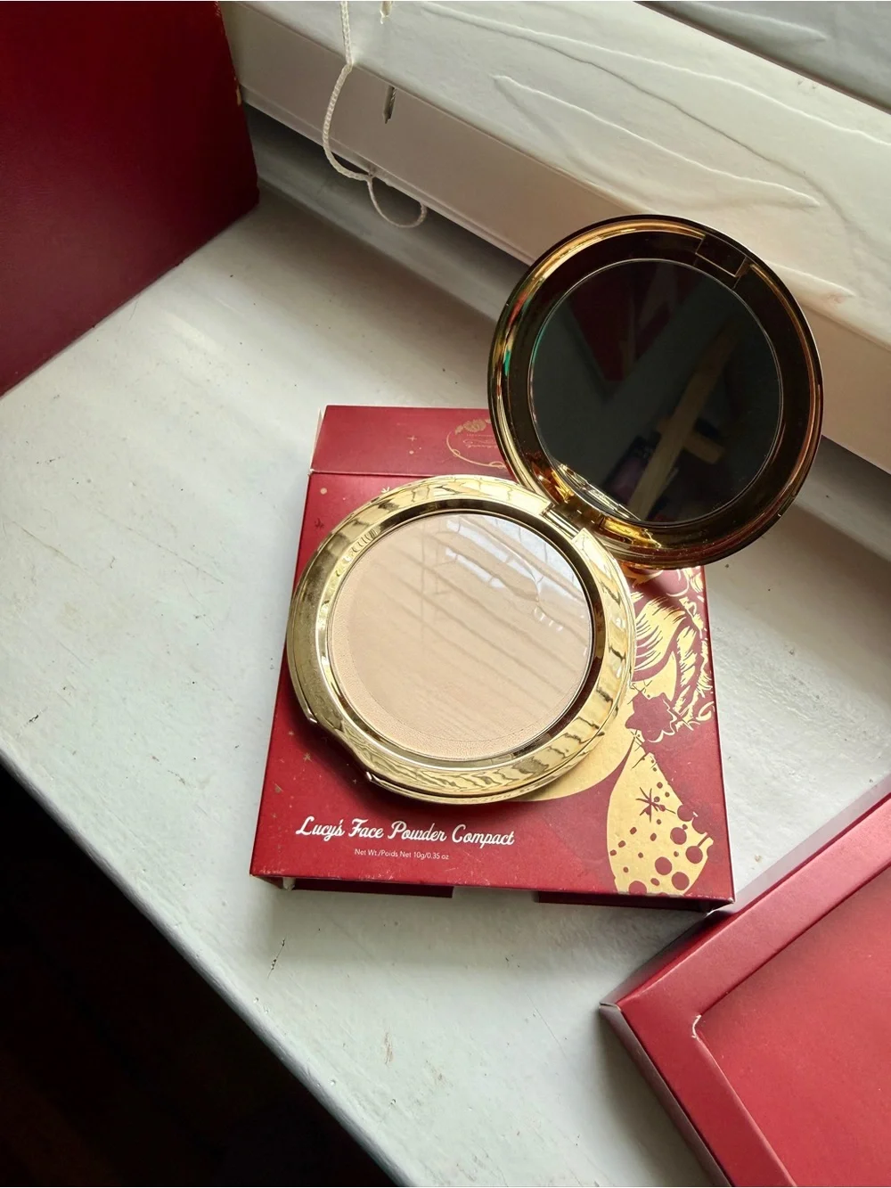 Besame Cosmetics I Love Lucy Powder Compact w/Box BNIB Limited Edition